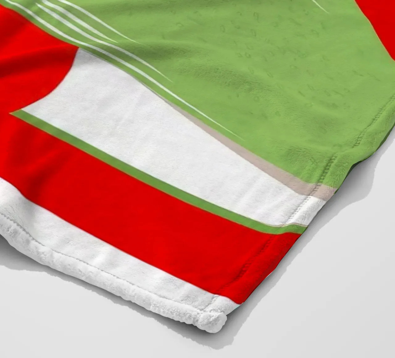Luce a sospensione verde coperta in pile da Tiga Bersama