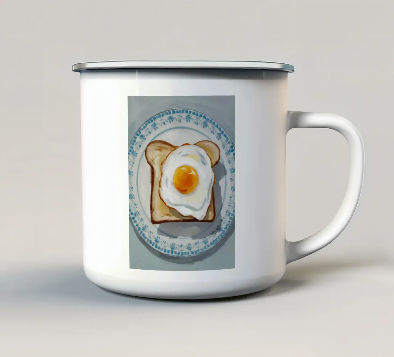 Piatto di uova su pane tostato tazza in smalto da Tiga Bersama