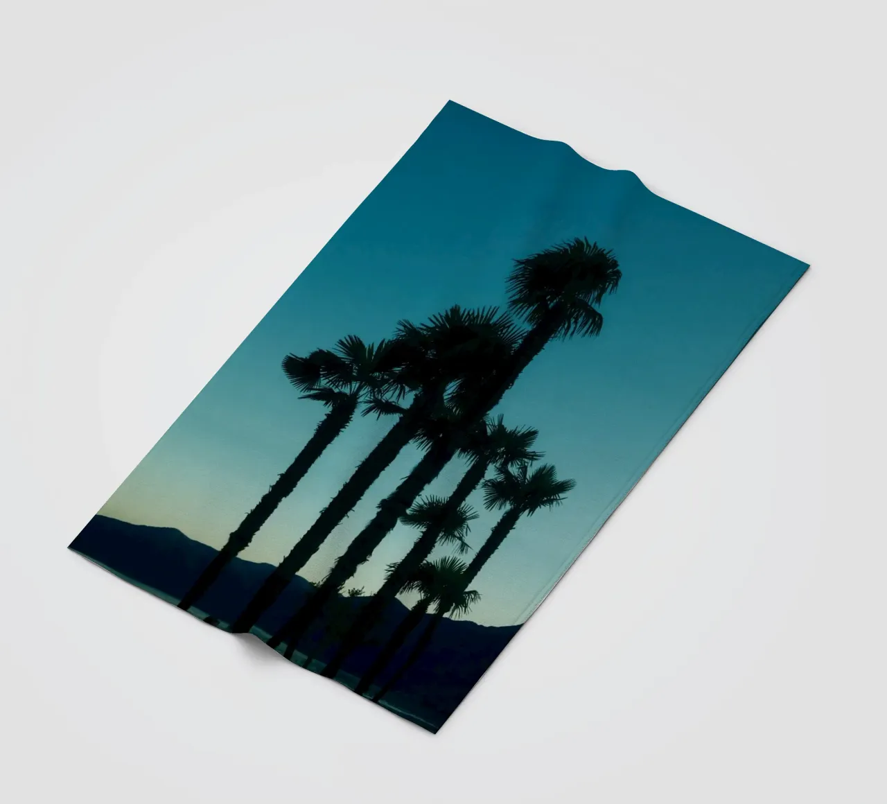 Ascona Palm Silhouettes coperta in pile da FujiSwiss