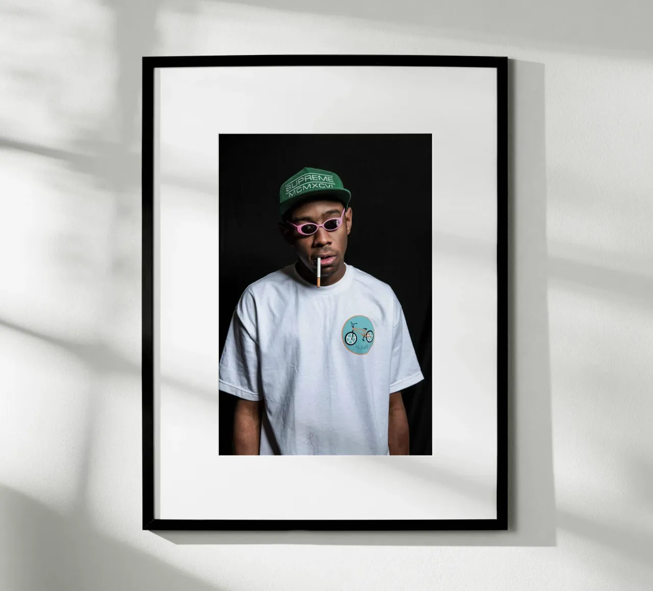Cute Smoking Style Tyler The Creator Poster poster con telaio in alluminio da edanfargol