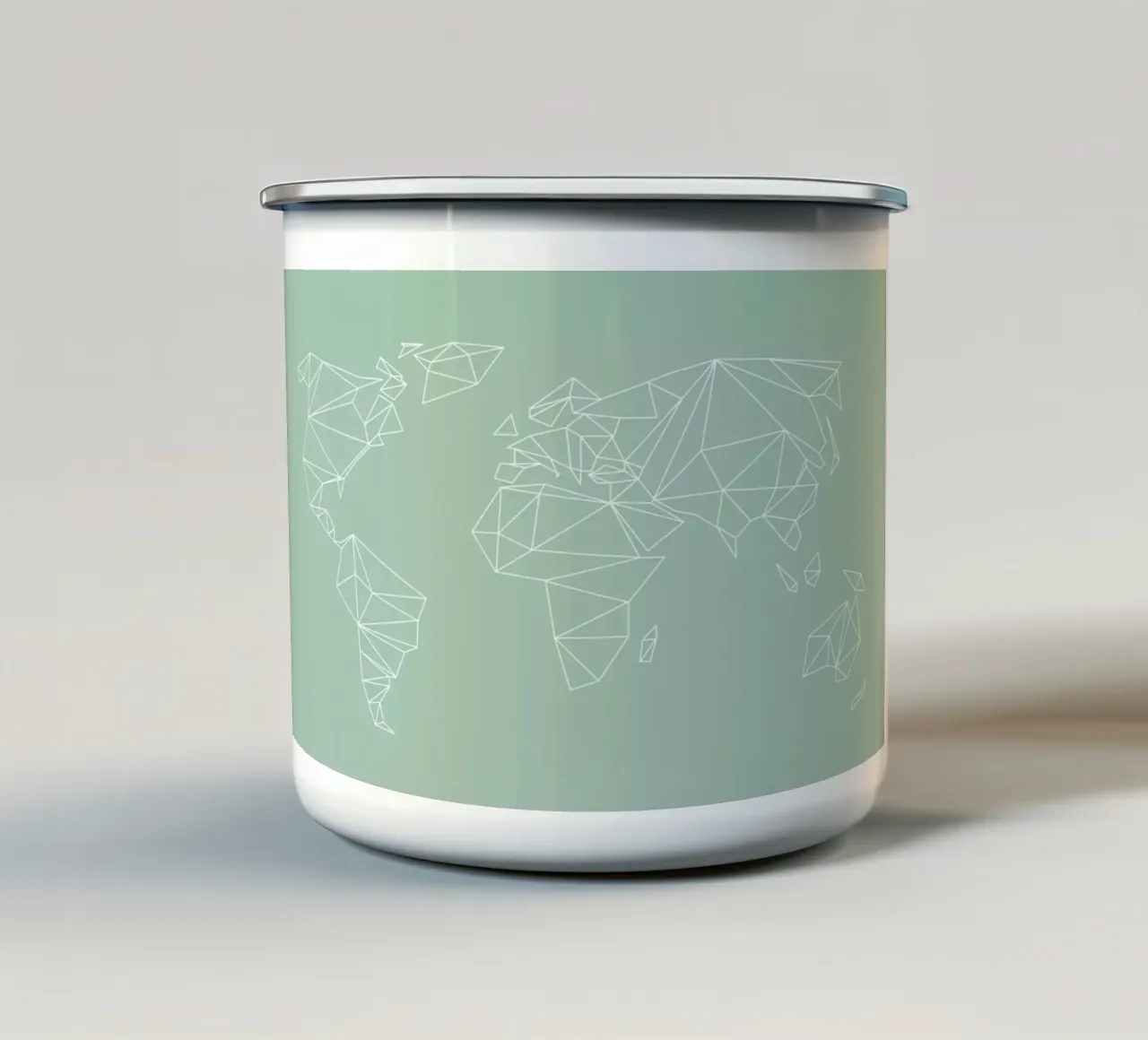 Geometrical World Map Pastel Sage Green tazza in smalto da Studio Nahili