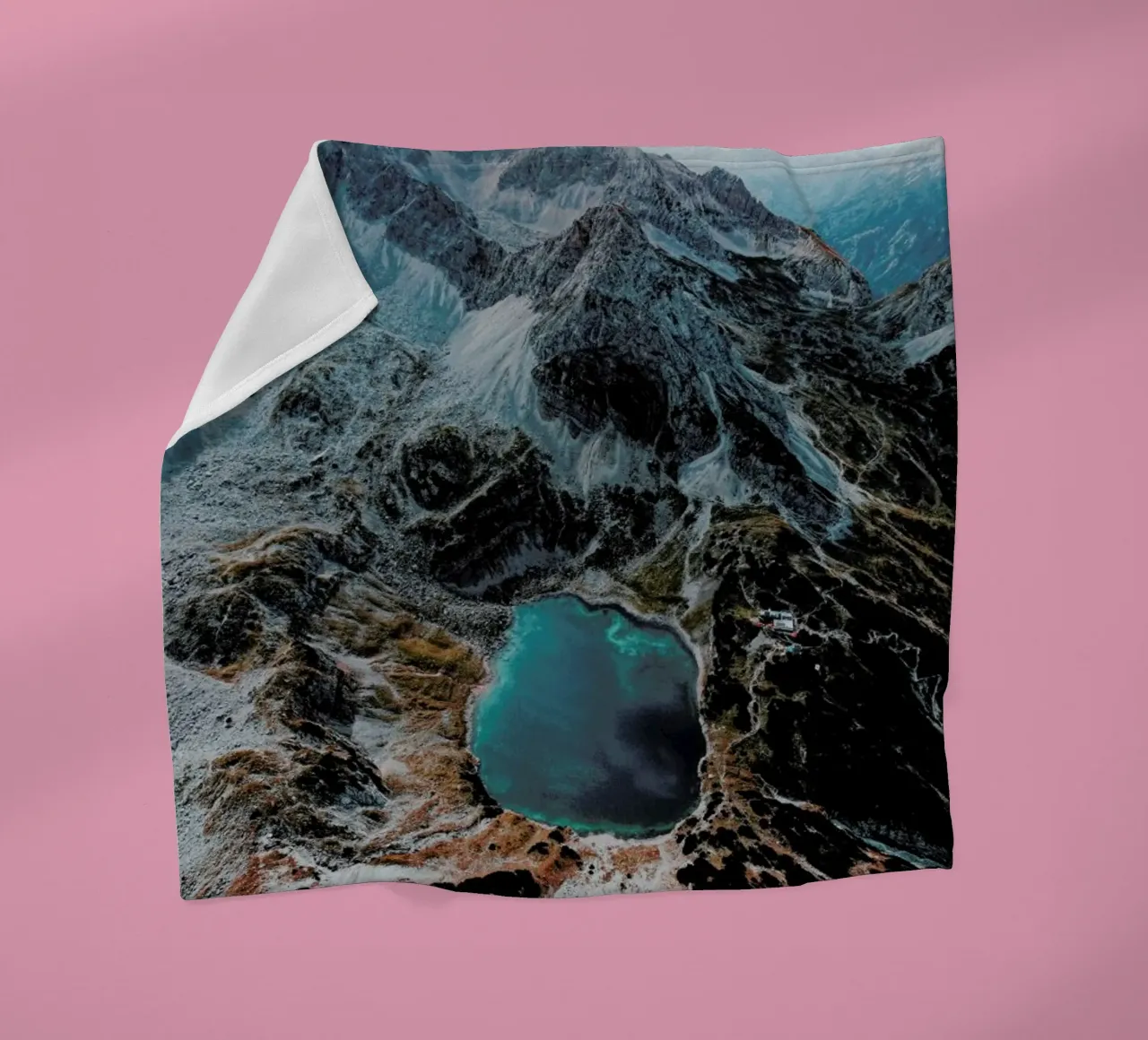 Alps Edition 2 coperta in pile da Sebastian Hilgetag