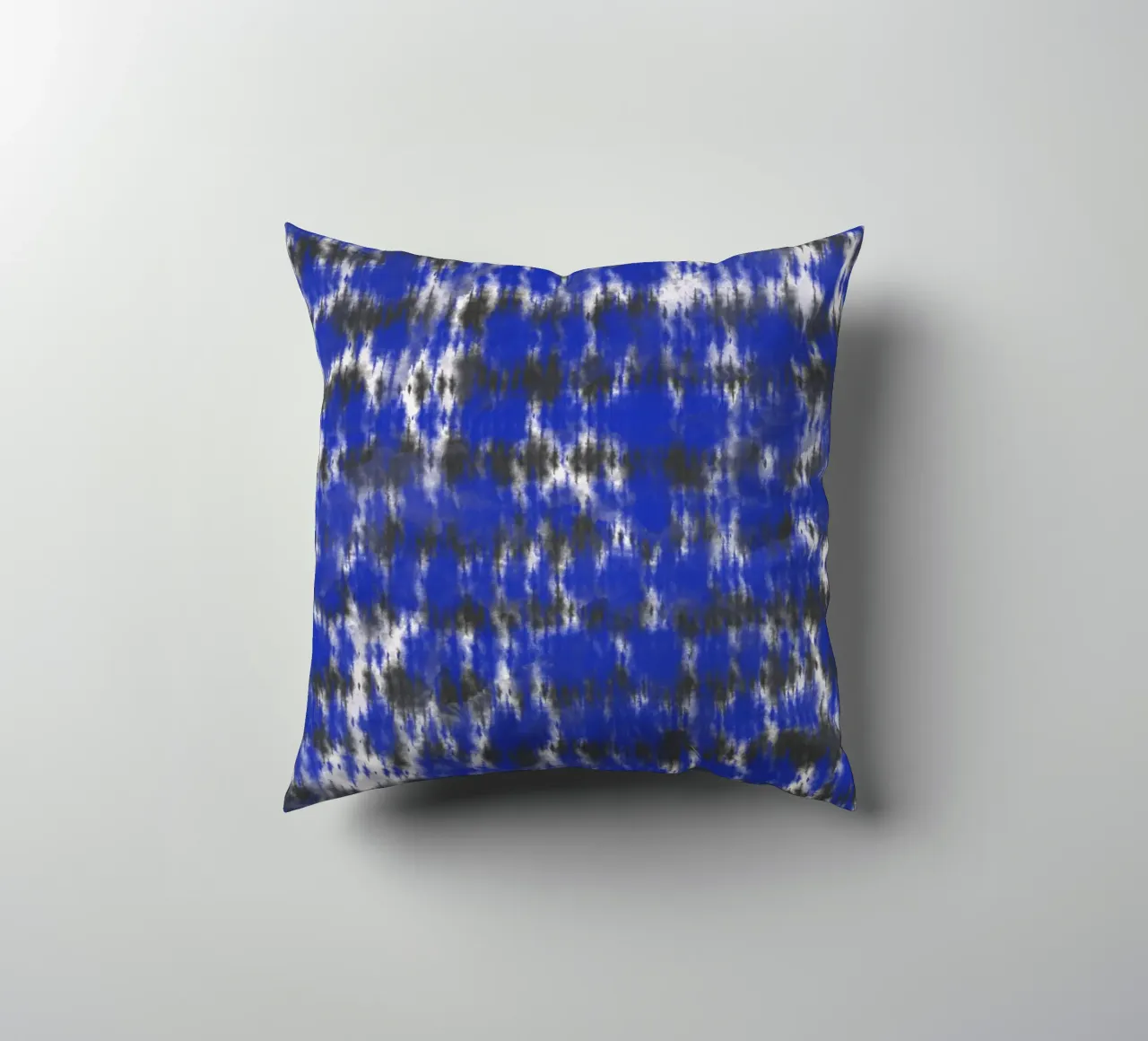 Tie dye a righe blu e nere cuscino da Little Dean