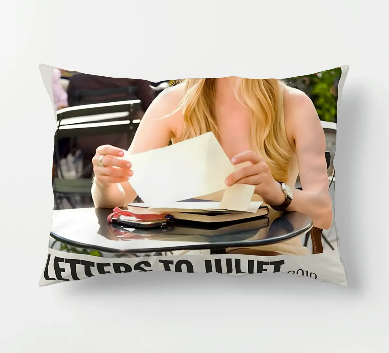 LETTERS TO JULIET 2010 cuscino da MVFminimalist