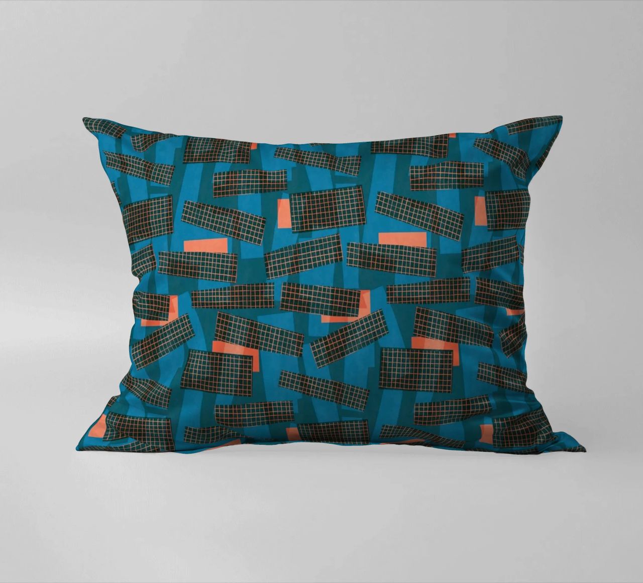 Cyano Pattern No 22 cuscino da treechild
