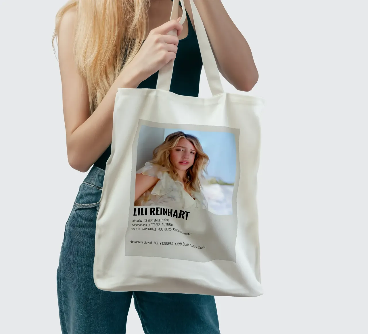 LILI REINHART borsa in juta da MVFminimalist