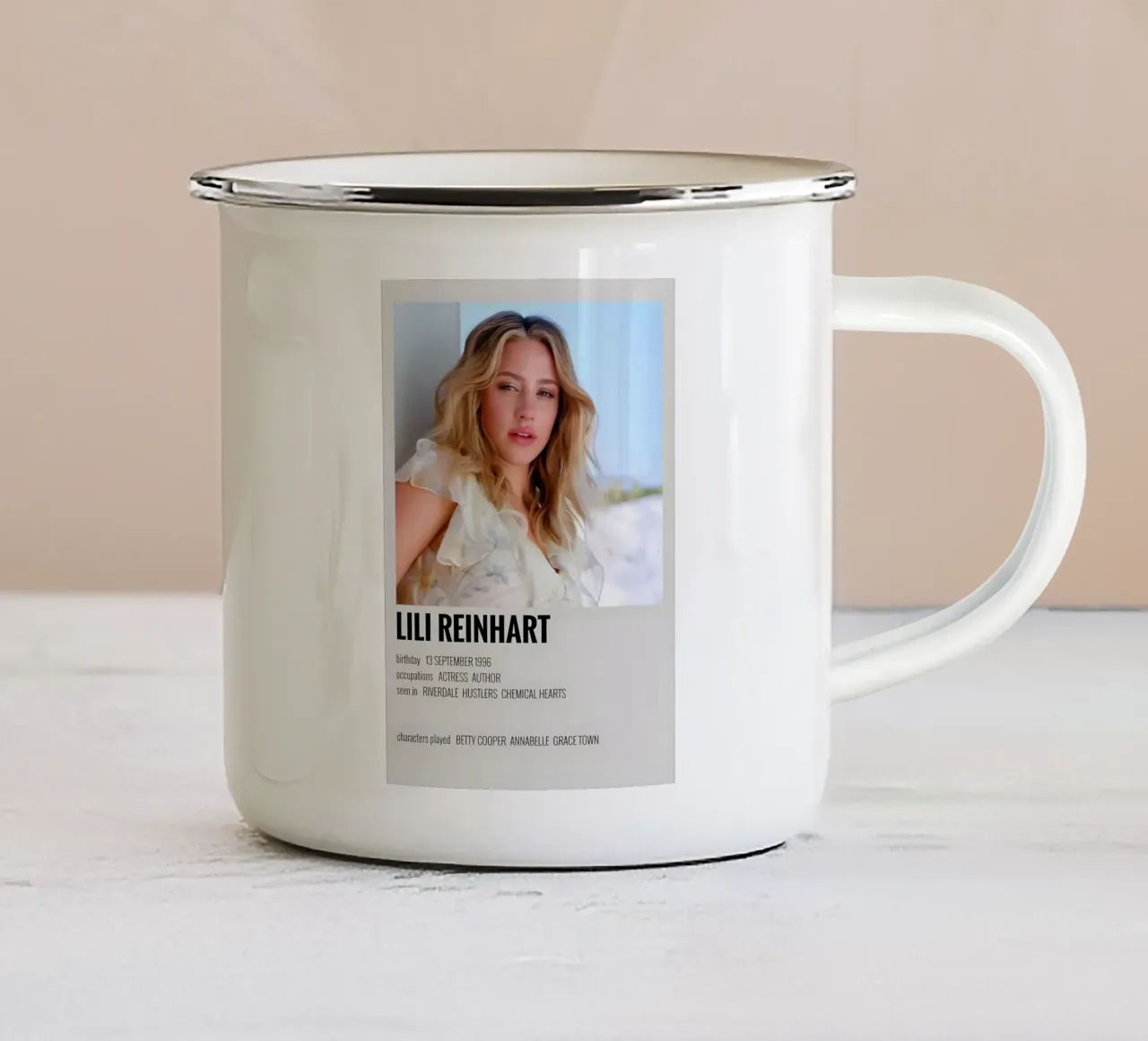LILI REINHART tazza in smalto da MVFminimalist