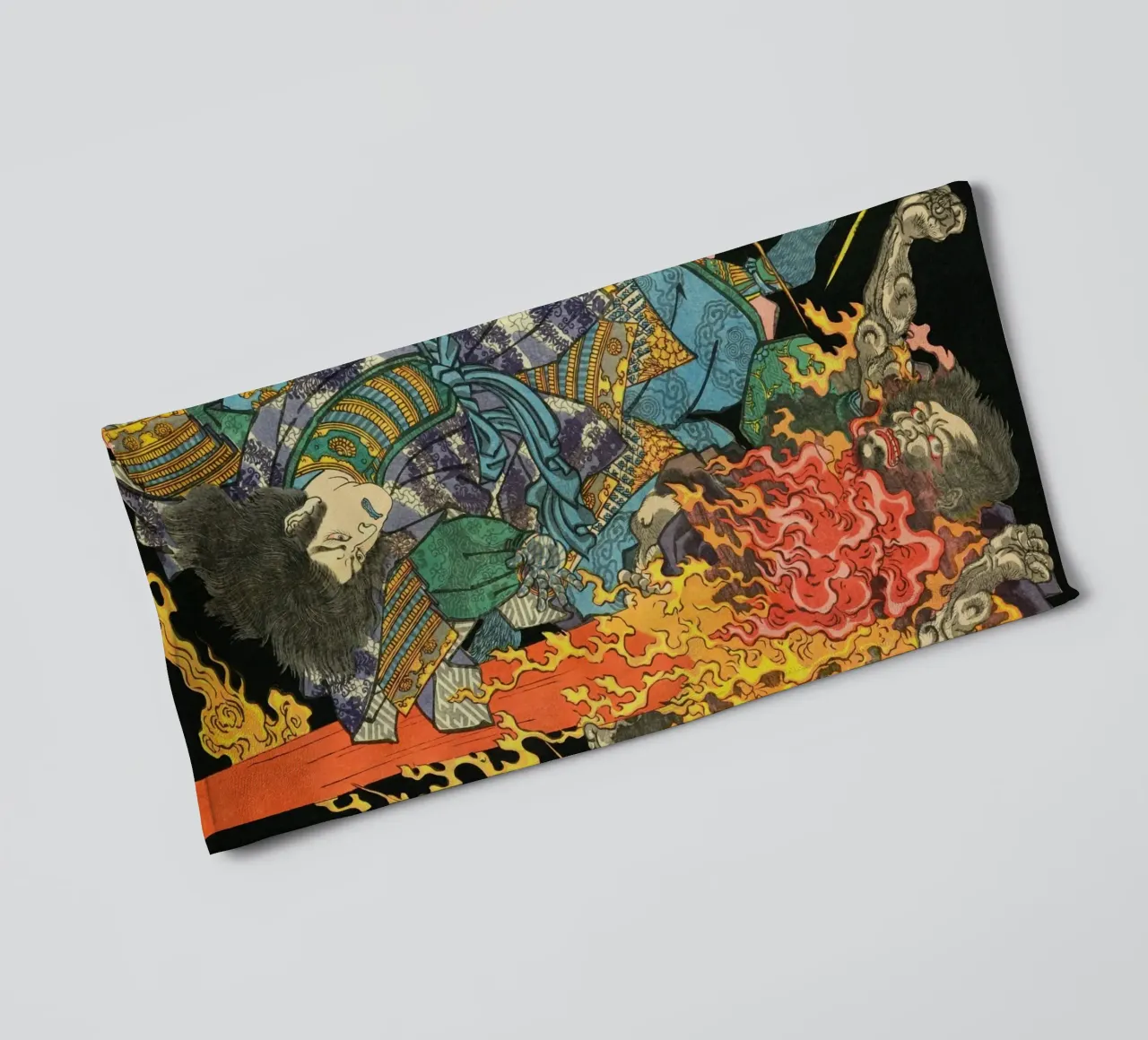 Samurai che lotta con il demone - Ukiyo-e giapponese d'epoca asciugamano da bagno da Masterpieces Of Japanese Art