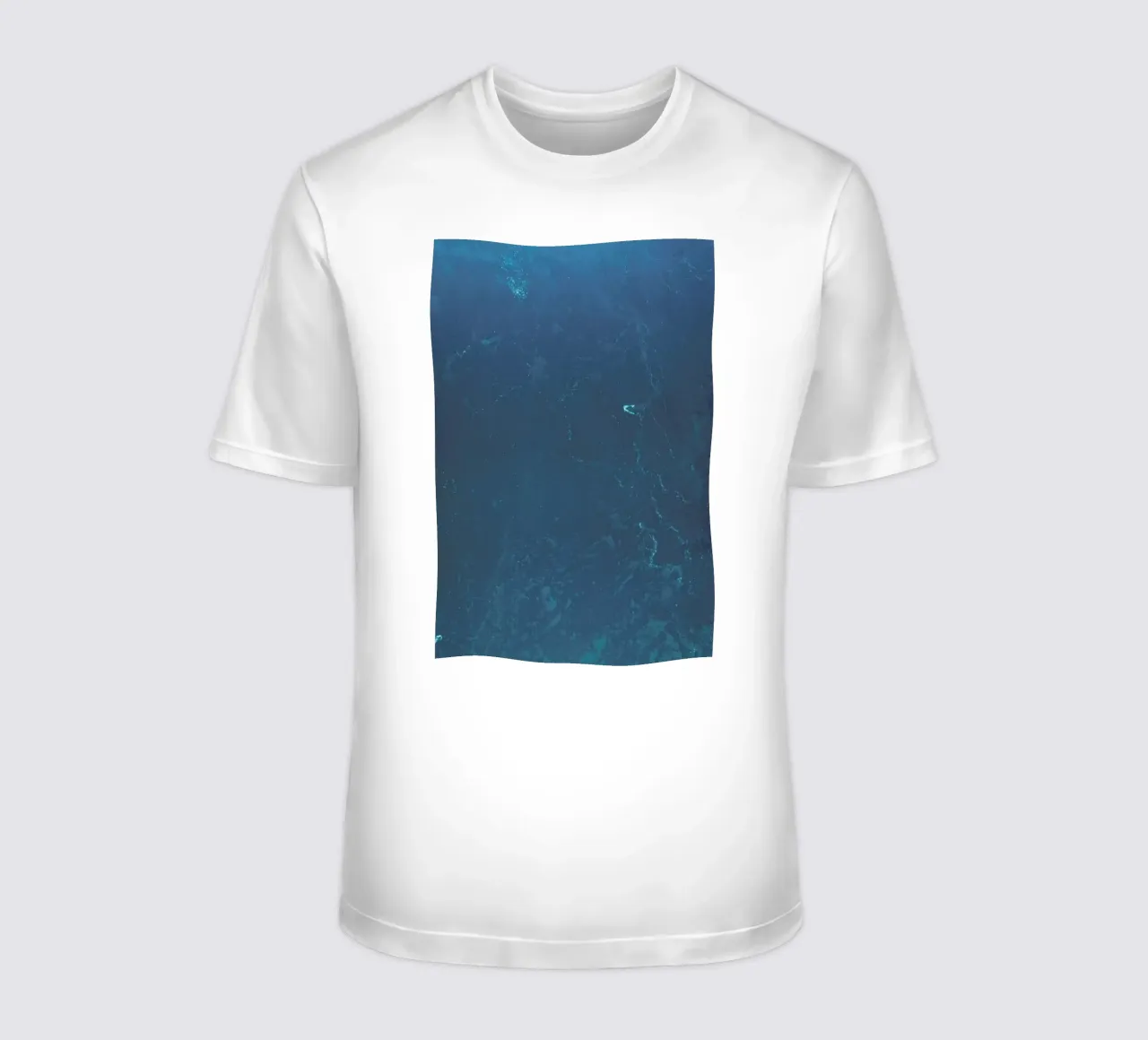Frozen Lake t-shirt by Sebastian Hilgetag