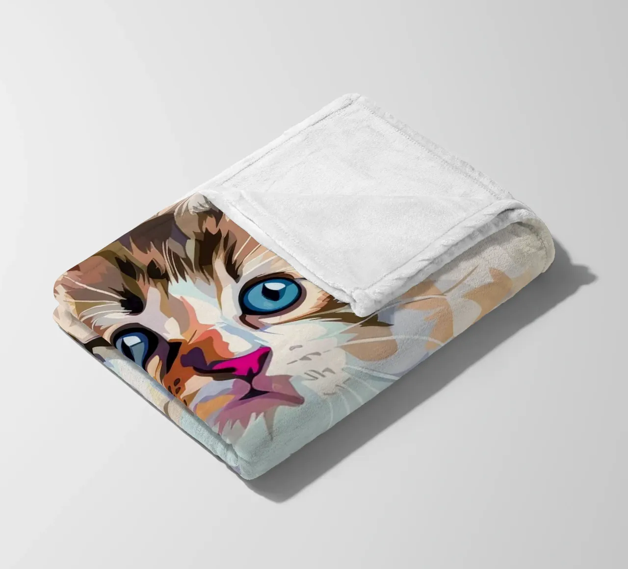 un gattino con grandi occhi azzurri, che guarda verso l'alto con curiosità coperta in pile da DesignDoodle