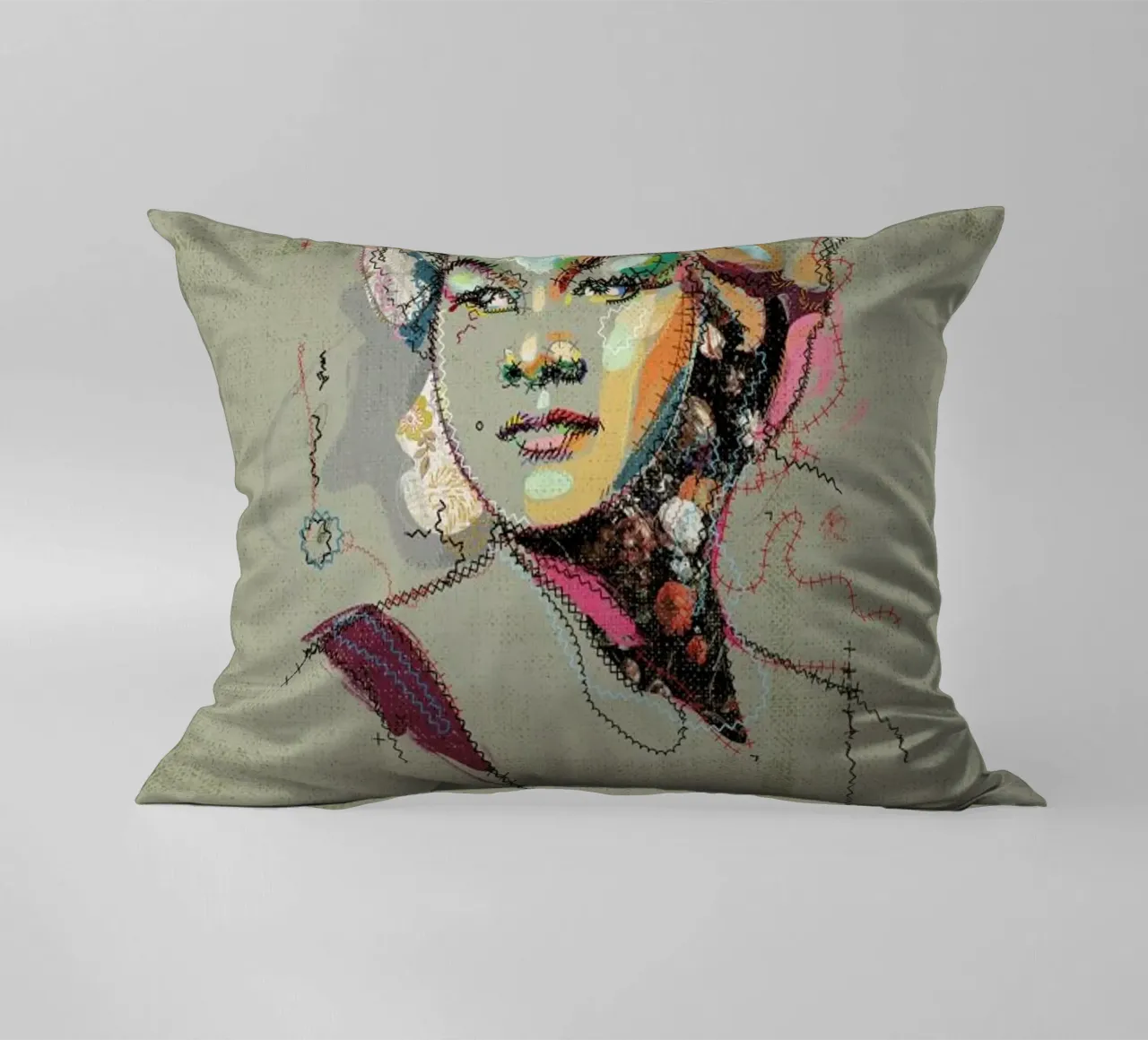 Etta Portrait cuscino da Carlos Quitério
