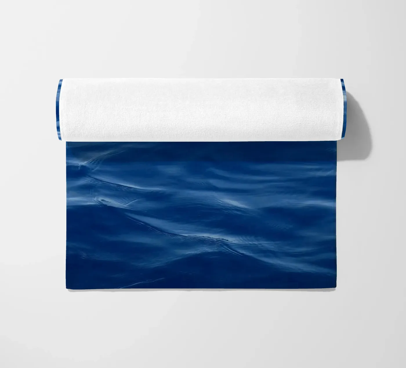 Liquid Memory strandhanddoek van somewhere.soul.escape