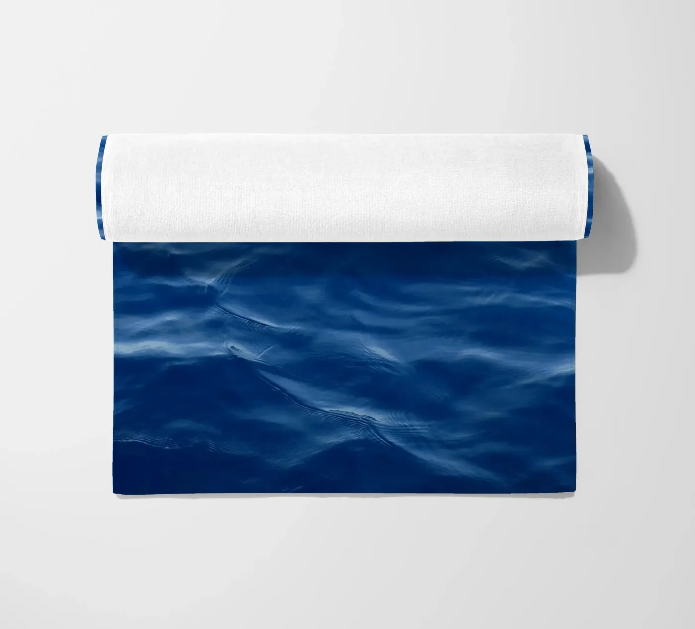 Liquid Memory strandhanddoek van somewhere.soul.escape