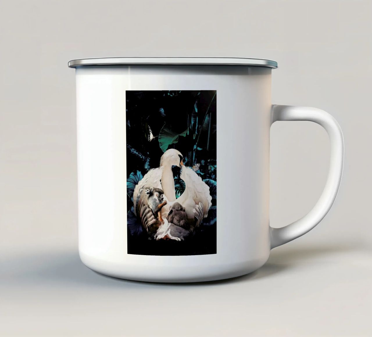 Swan tazza in smalto da Wouter Rikken