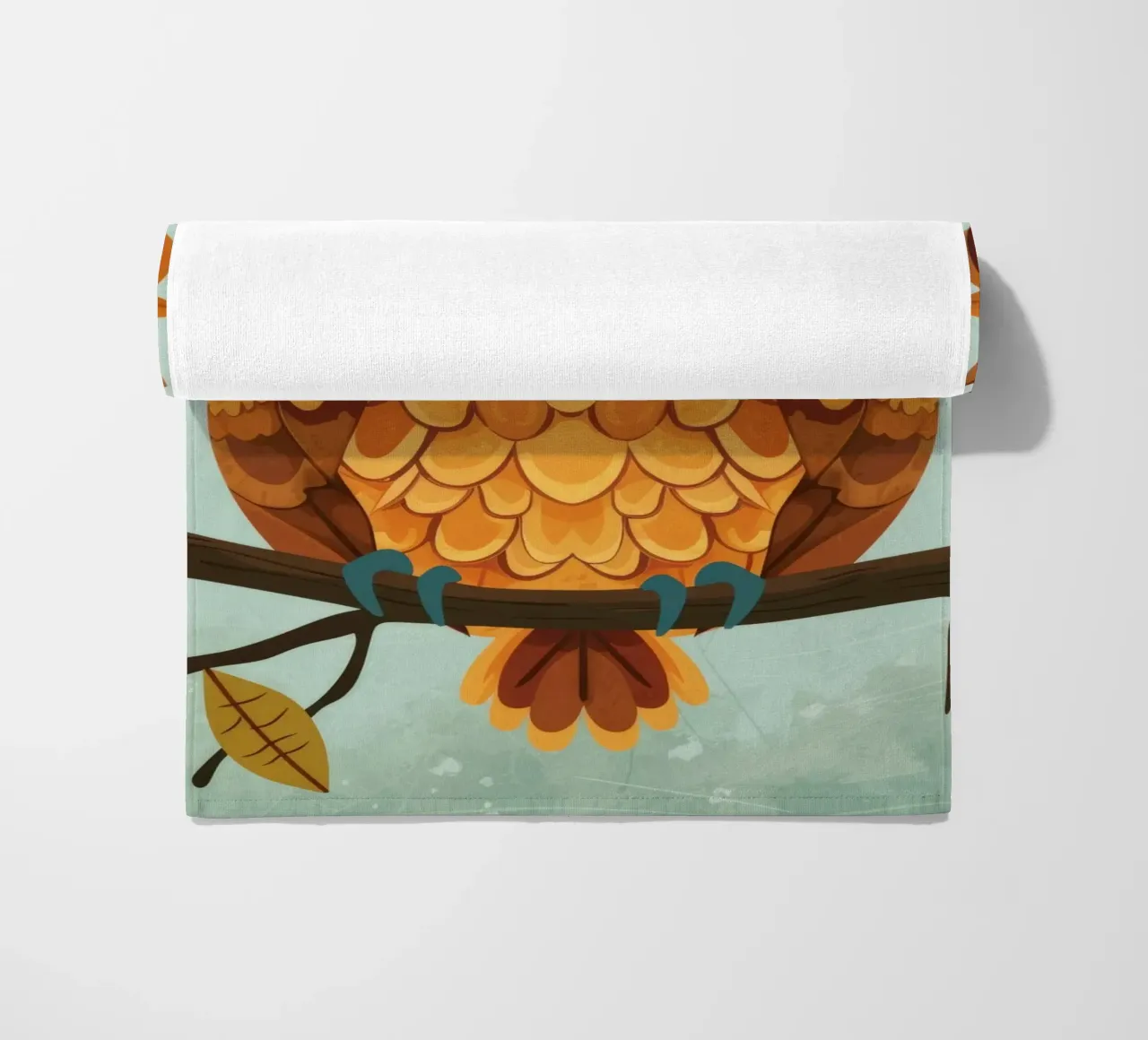 Un timido cucciolo di gufo: pronto per l'avventura telo mare da DesignDoodle