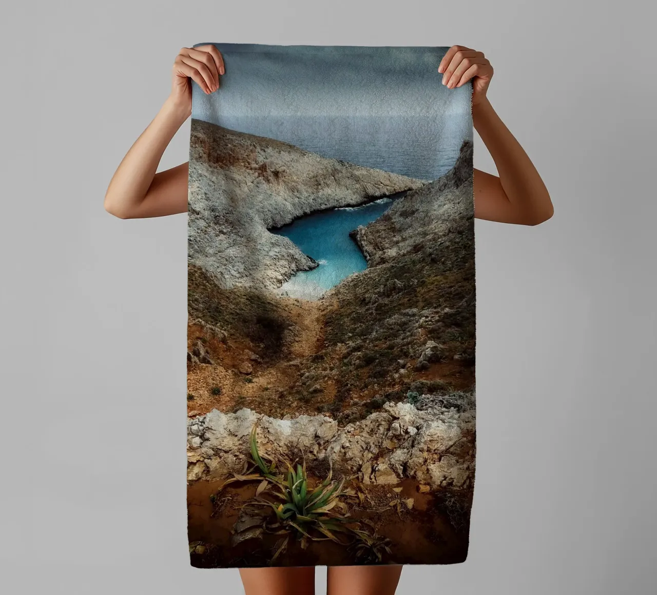 Torn Coast asciugamano da bagno da somewhere.soul.escape
