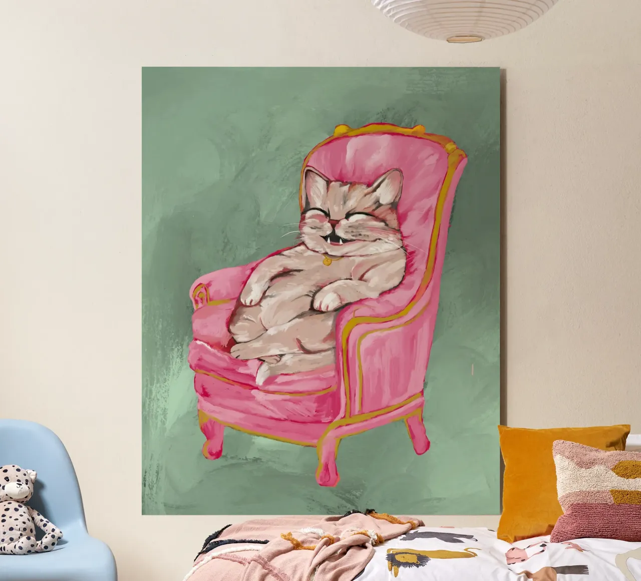 Smiling Cat Lounging on Pink Chair with a Sage Green Wall alluminio dibond da mysteriouscoco