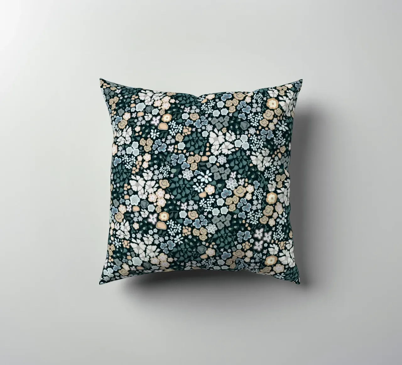 Mignonne petite échelle ditsy coussin de gulsengunel