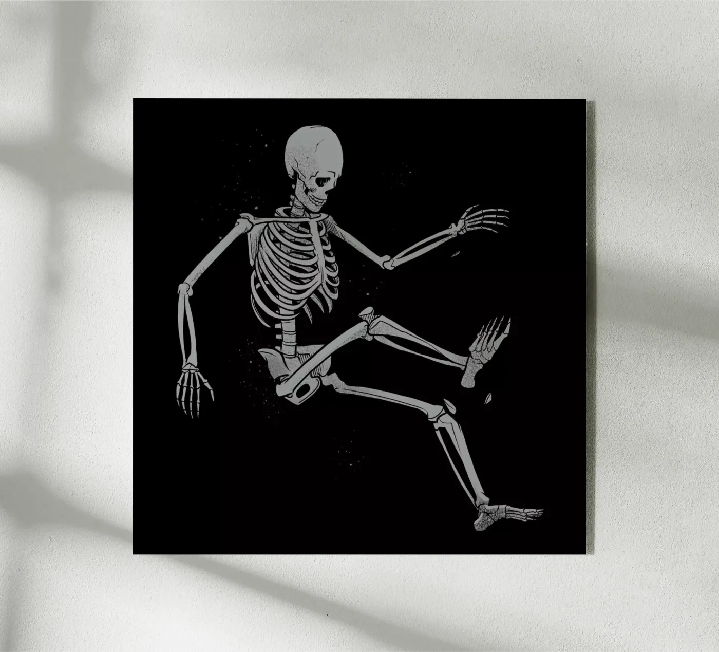 Skeleton Flowting On Space plexiglass da Tobe Fonseca