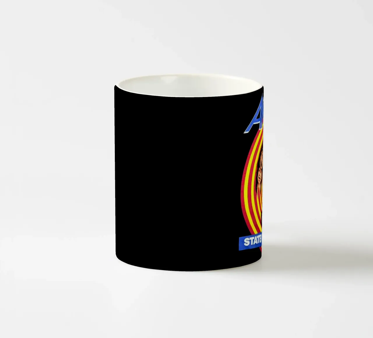 Stile vintage a spirale - Anthrax Band tazza in ceramica da https://www.juniqe.com/uk/shop/Henndraws