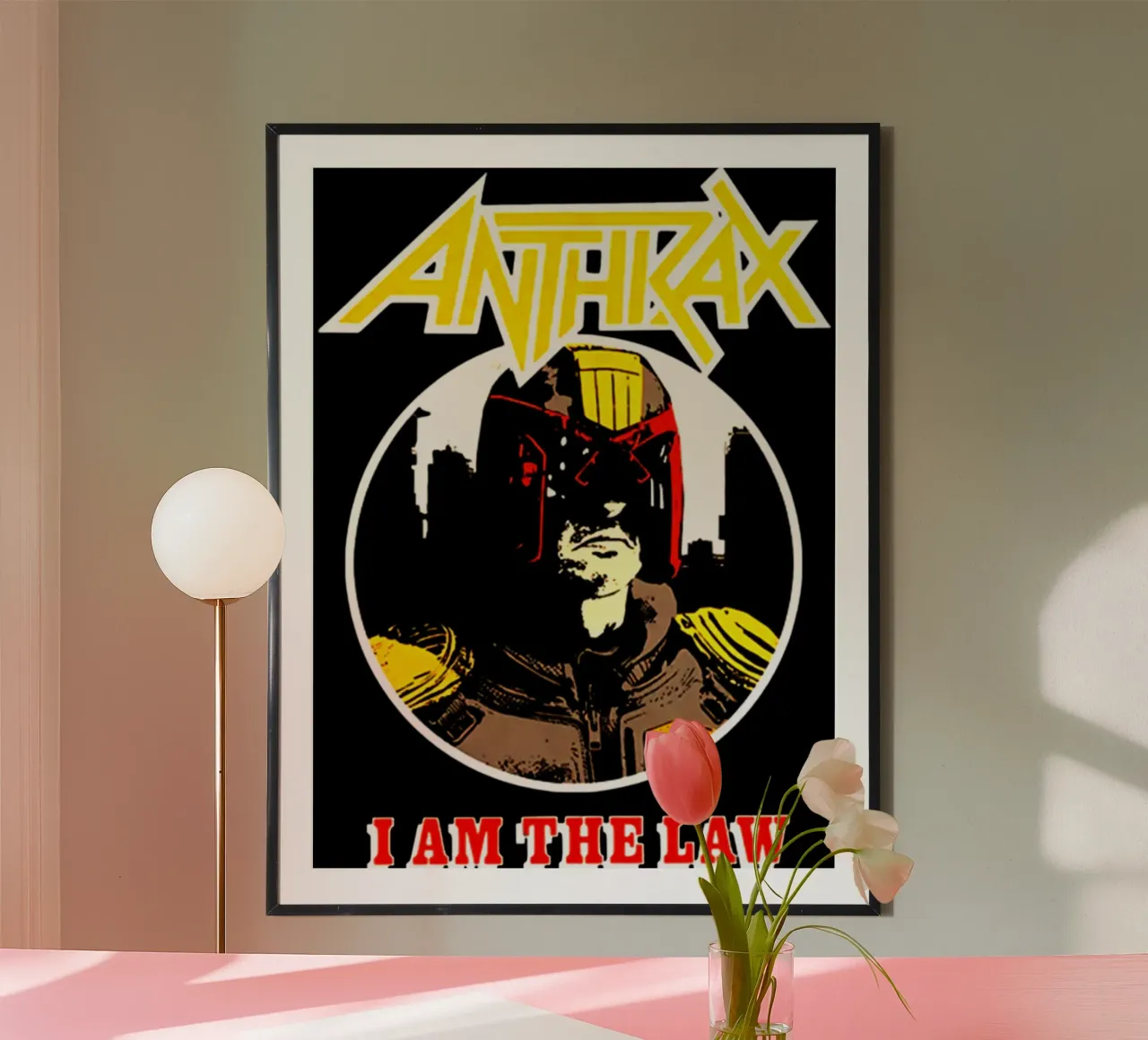 Cornice a cerchio vintage - Banda degli Anthrax poster con telaio in plastica da https://www.juniqe.com/uk/shop/Henndraws