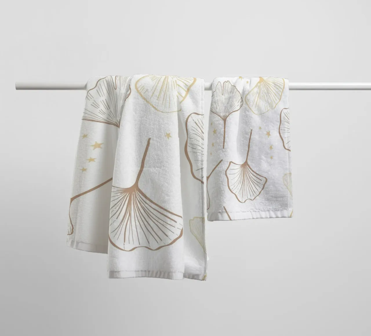 Ginkgo Biloba d'oro disegnato a mano asciugamano da bagno da gulsengunel
