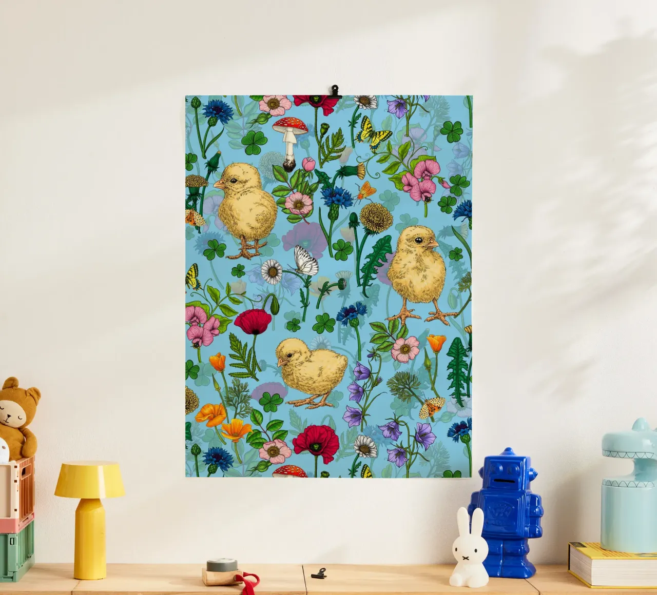 Polli e fiori di campo su blu baby poster da Painted Nature