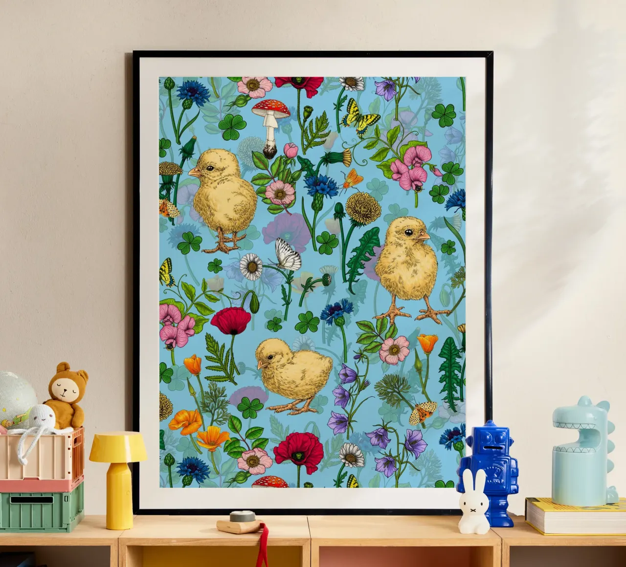 Polli e fiori di campo su blu baby poster da Painted Nature