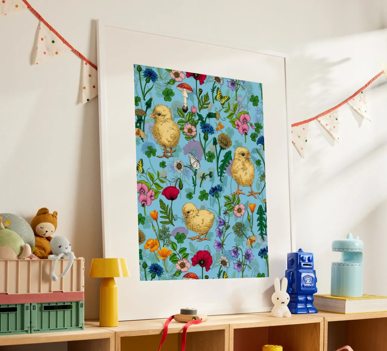 Polli e fiori di campo su blu baby poster da Painted Nature