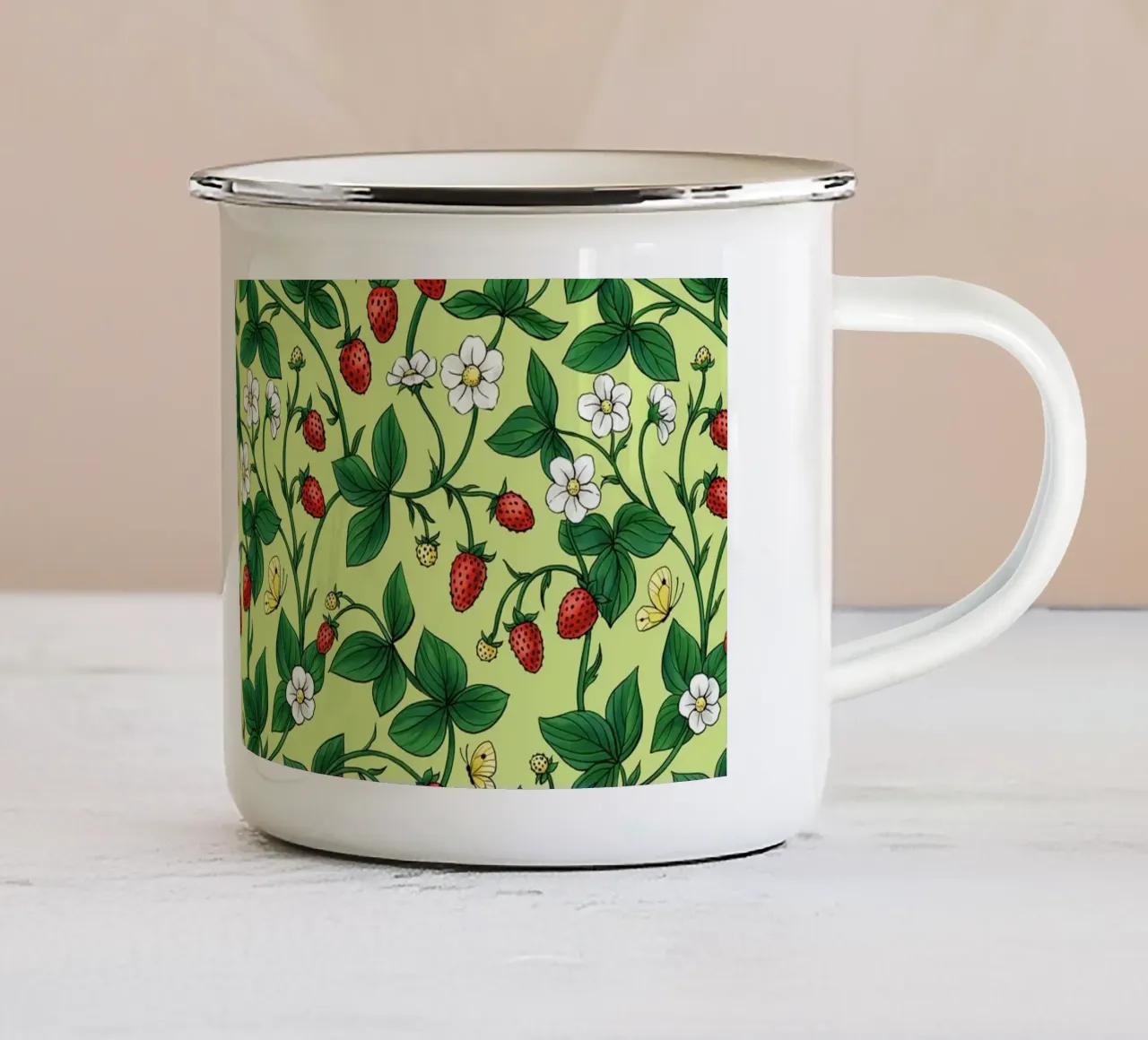 Fragole selvatiche verdi e rosse tazza in smalto da Painted Nature