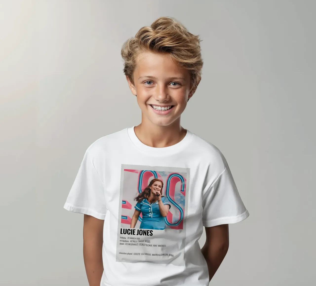 LUCIE JONES Kinder T-Shirt von MVFminimalist