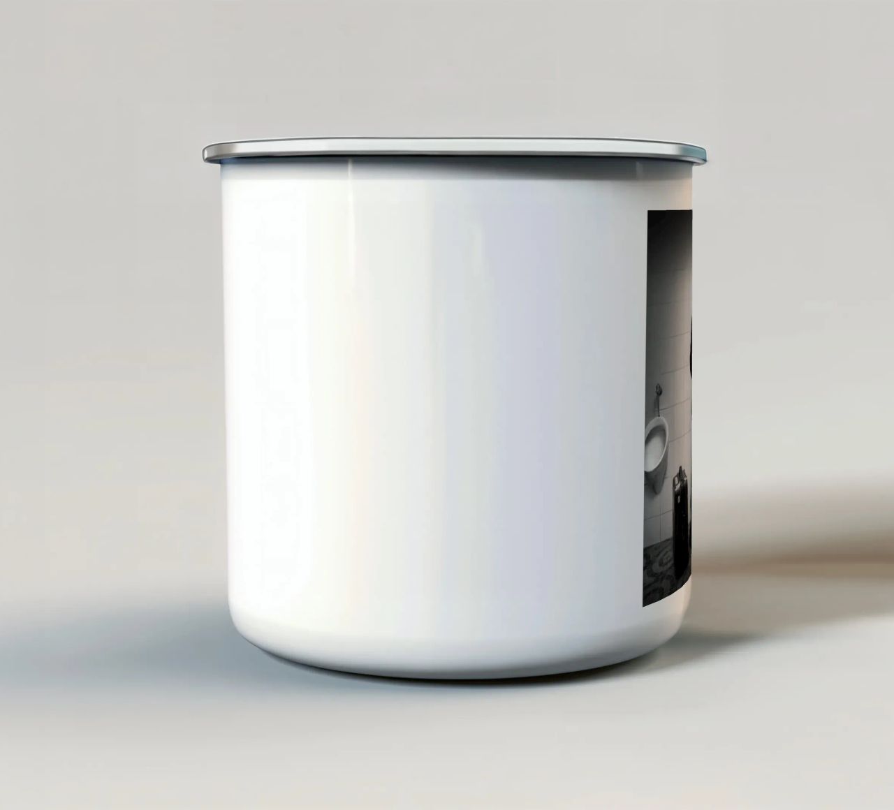 Le donne tazza in smalto da christal shop