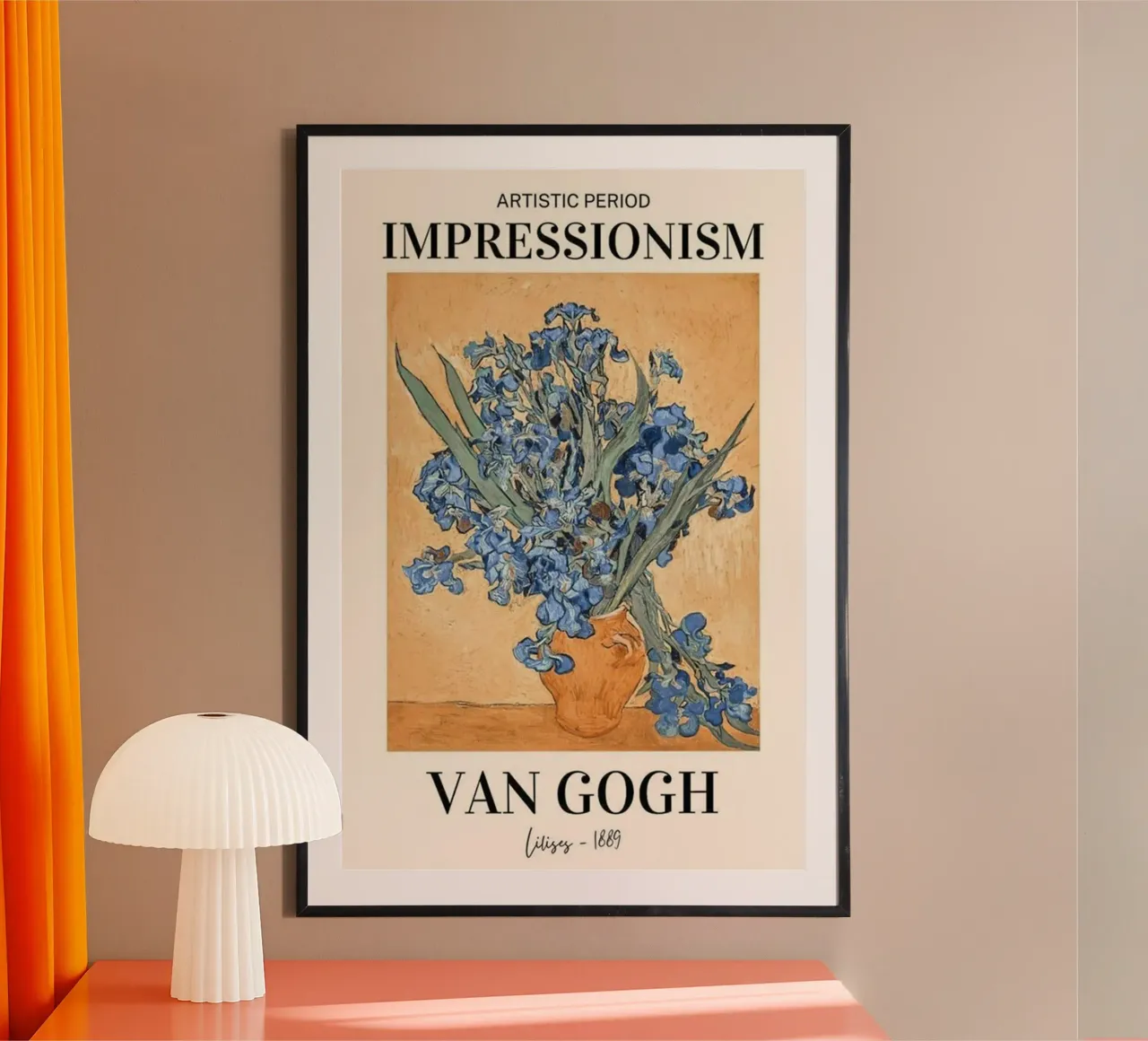 fiori di iris in vaso poster con telaio in plastica da Piper Shop Oke