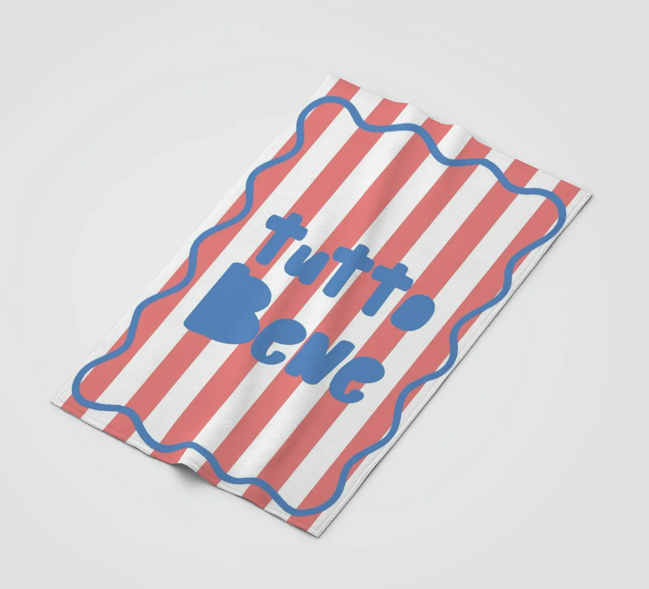 Tutto Bene coperta in pile da Attaboy Dsgn