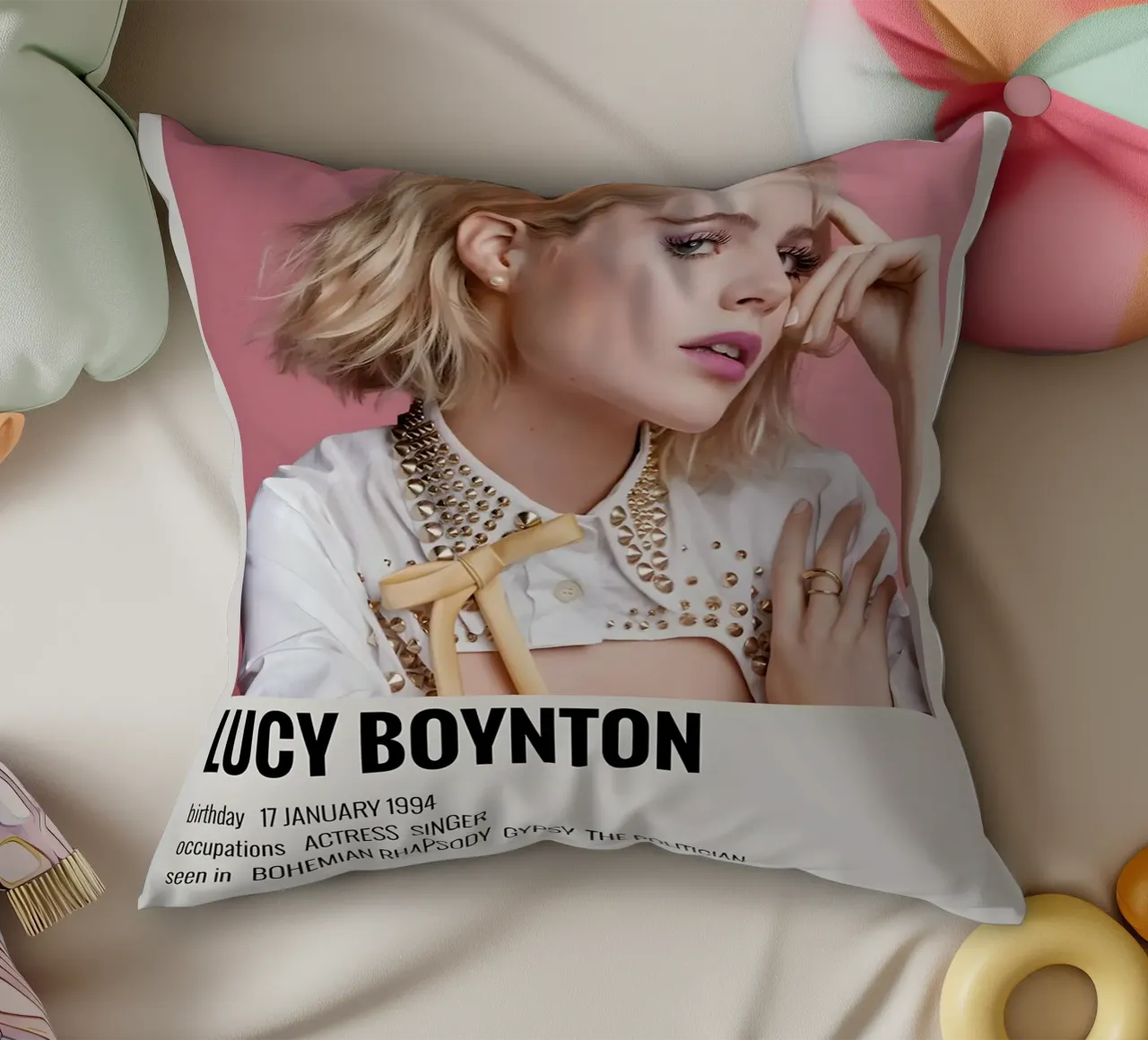 LUCY BOYNTON cuscino da MVFminimalist