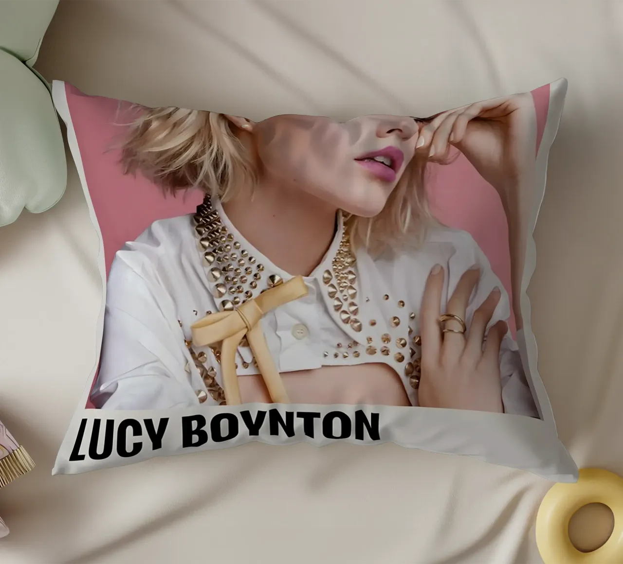 LUCY BOYNTON cuscino da MVFminimalist