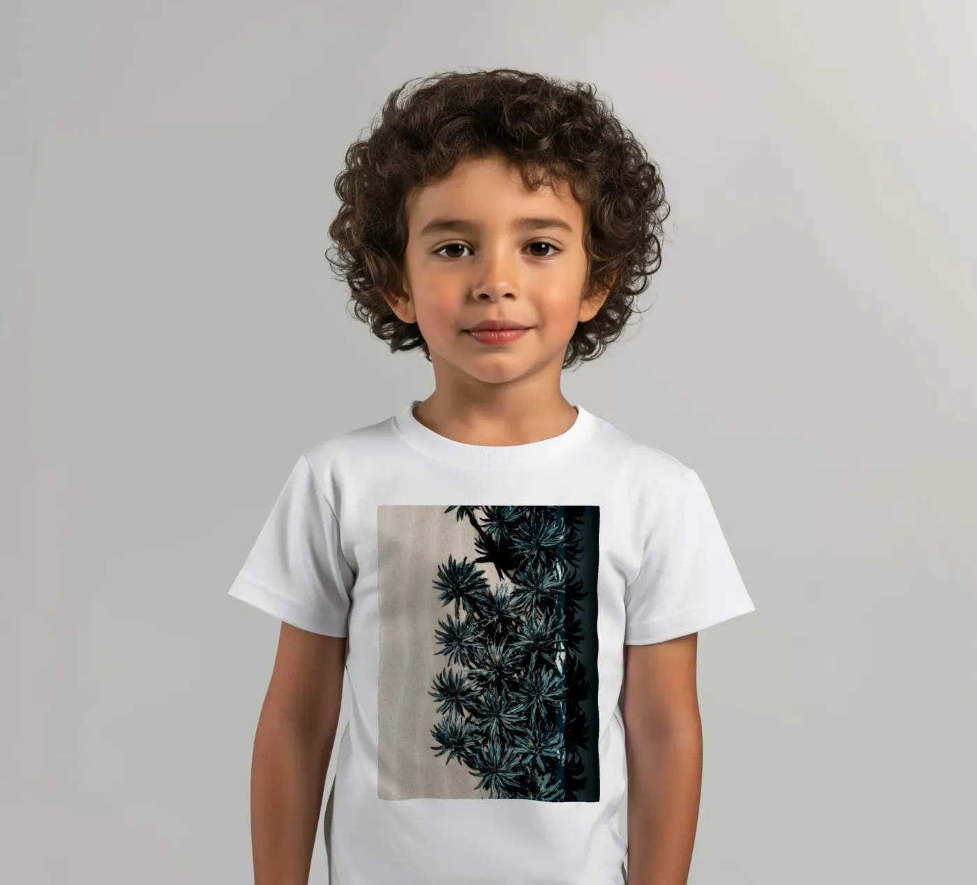 Split Terrain Kinder T-Shirt von somewhere.soul.escape