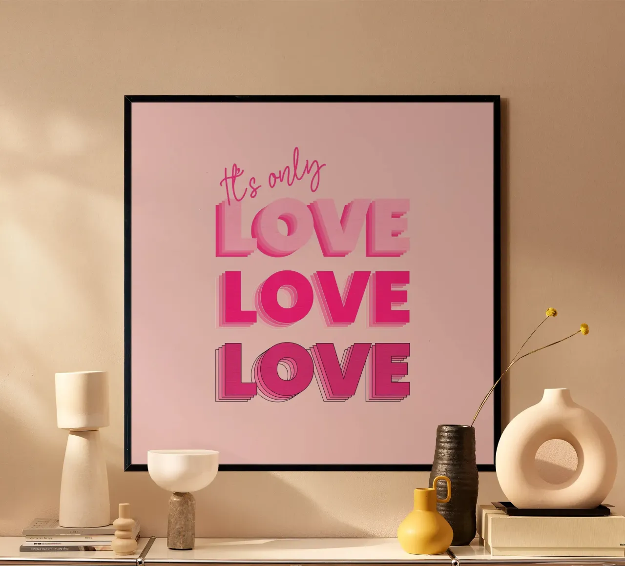 Amore a strati - Poster artistico con testo sfumato rosa poster con telaio in legno da showmemars