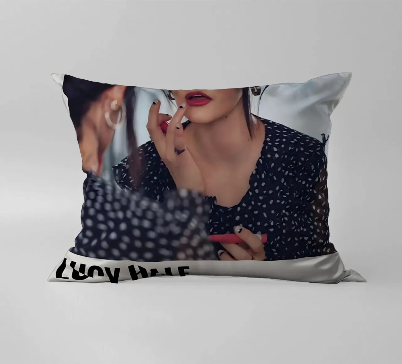 LUCY HALE cuscino da MVFminimalist