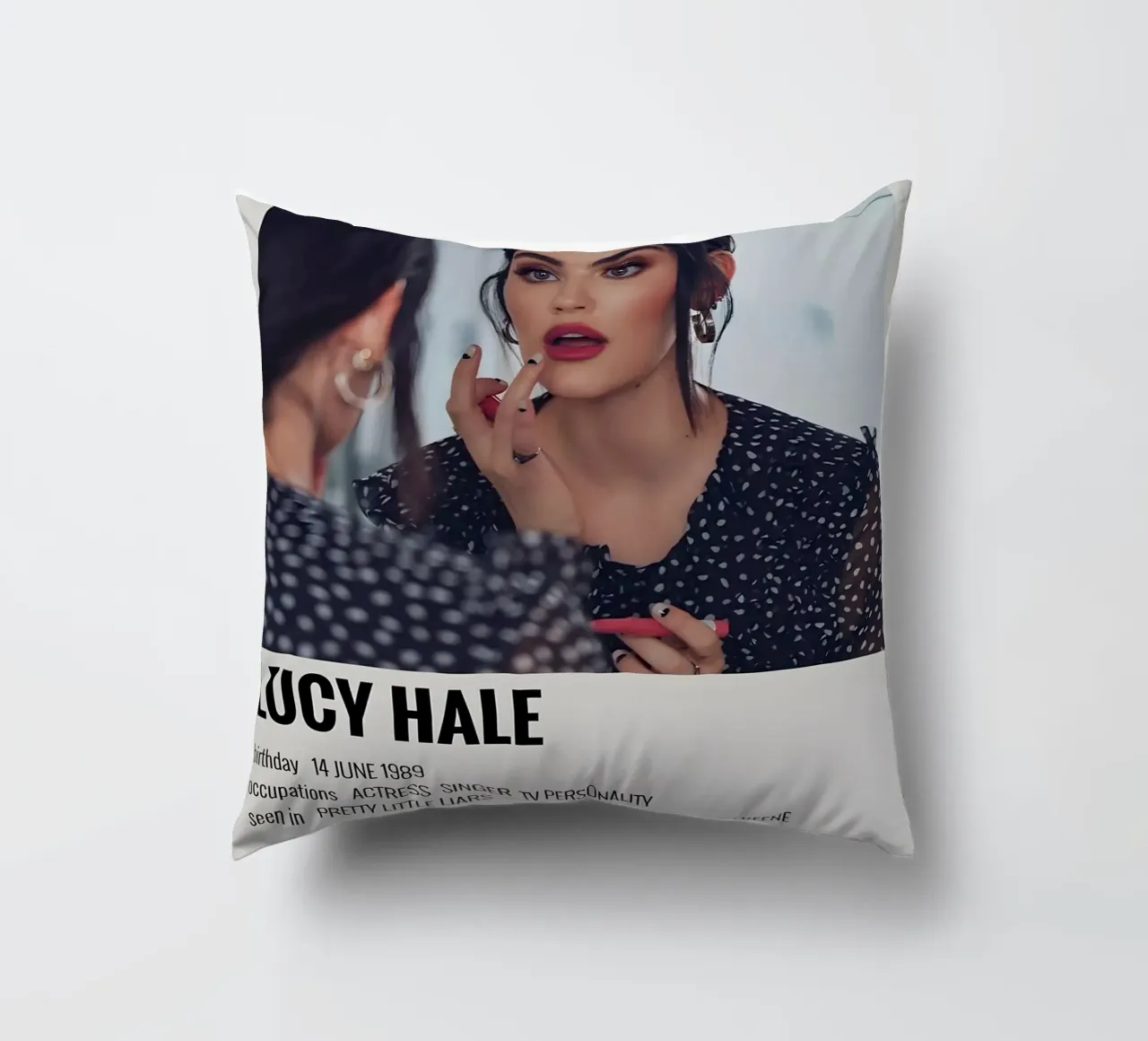 LUCY HALE cuscino da MVFminimalist