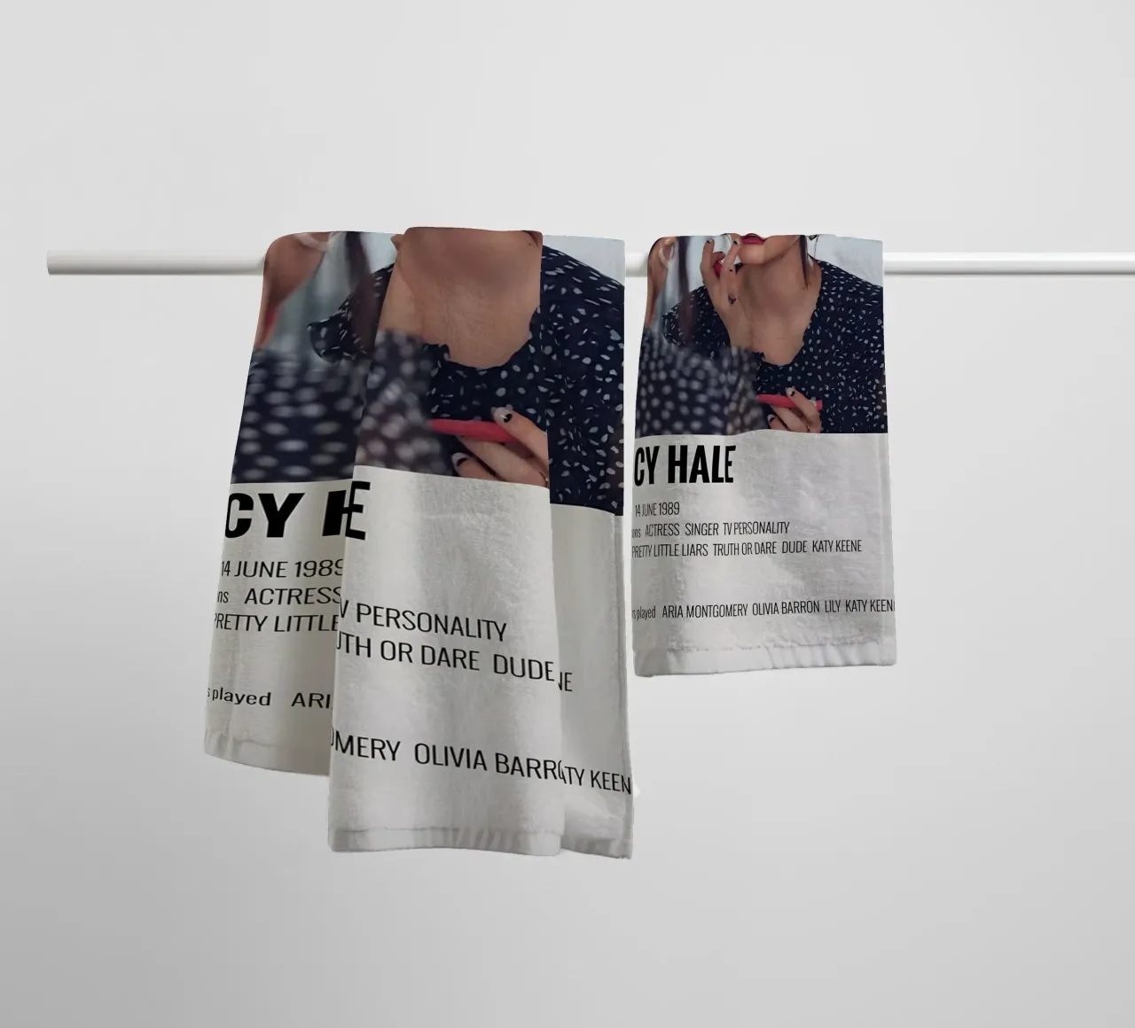 LUCY HALE asciugamano da bagno da MVFminimalist
