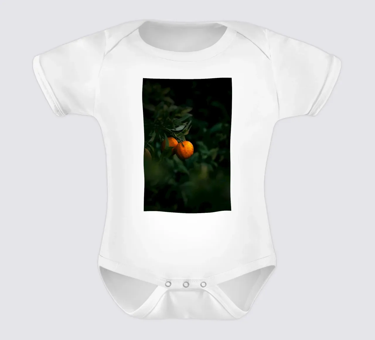 orangefarbene Zitrusfrucht Kurzarm Babybody von Earthly Visions