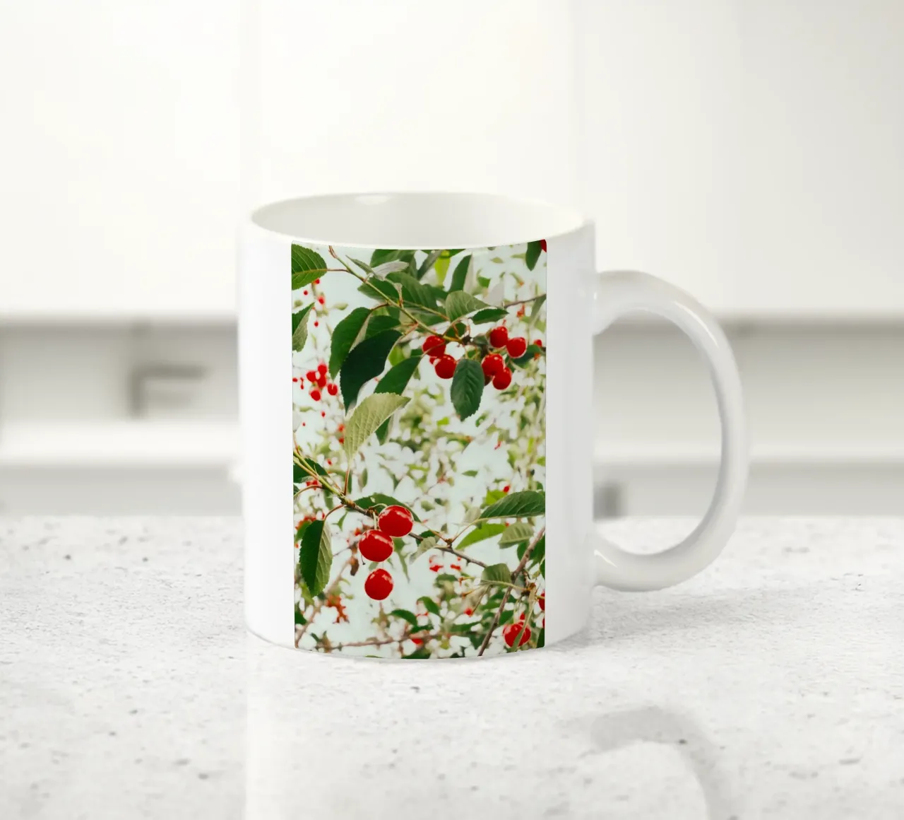 ciliegie rosse tazza in ceramica da Earthly Visions