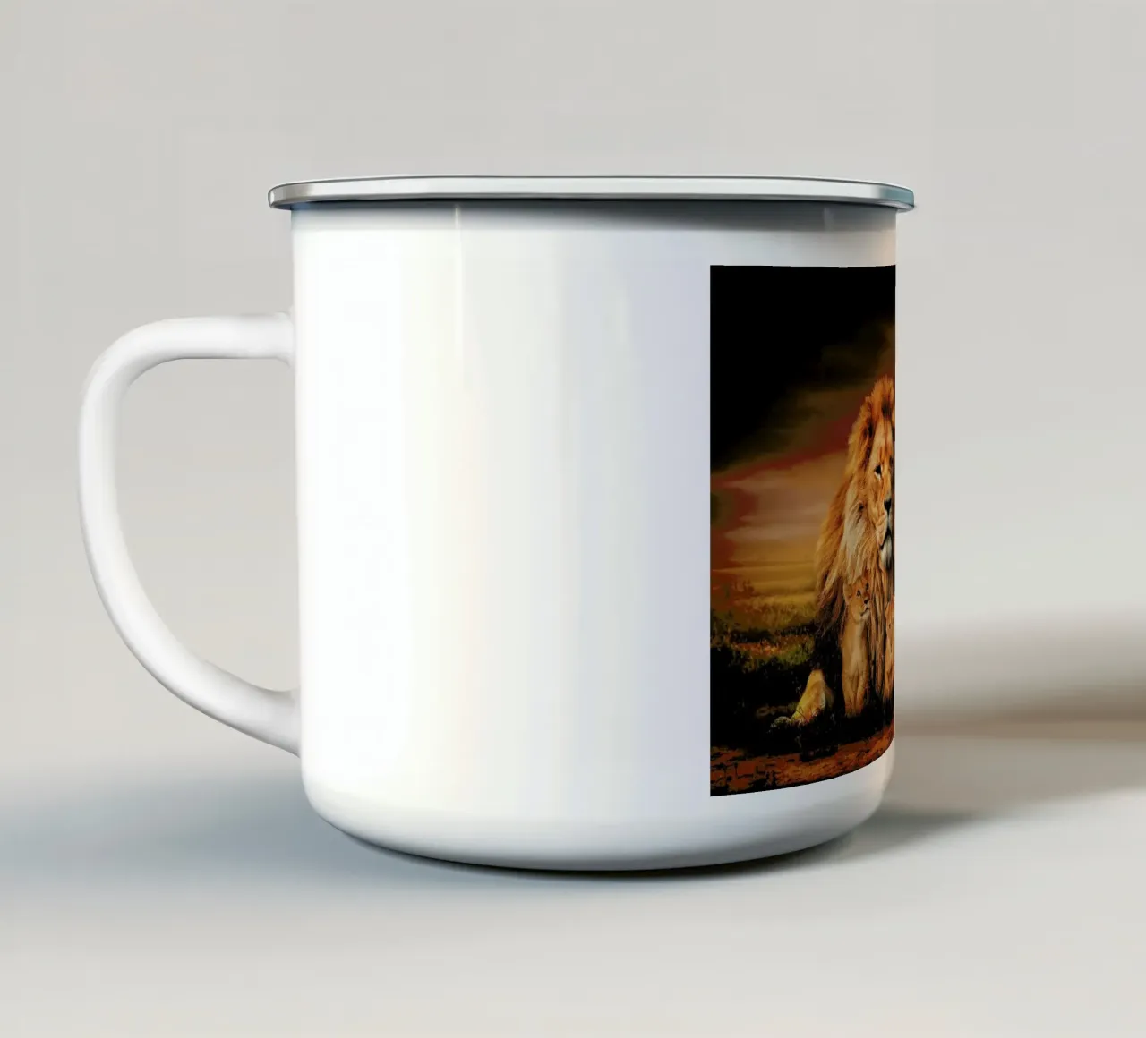 Lion Family tazza in smalto da Wouter Rikken