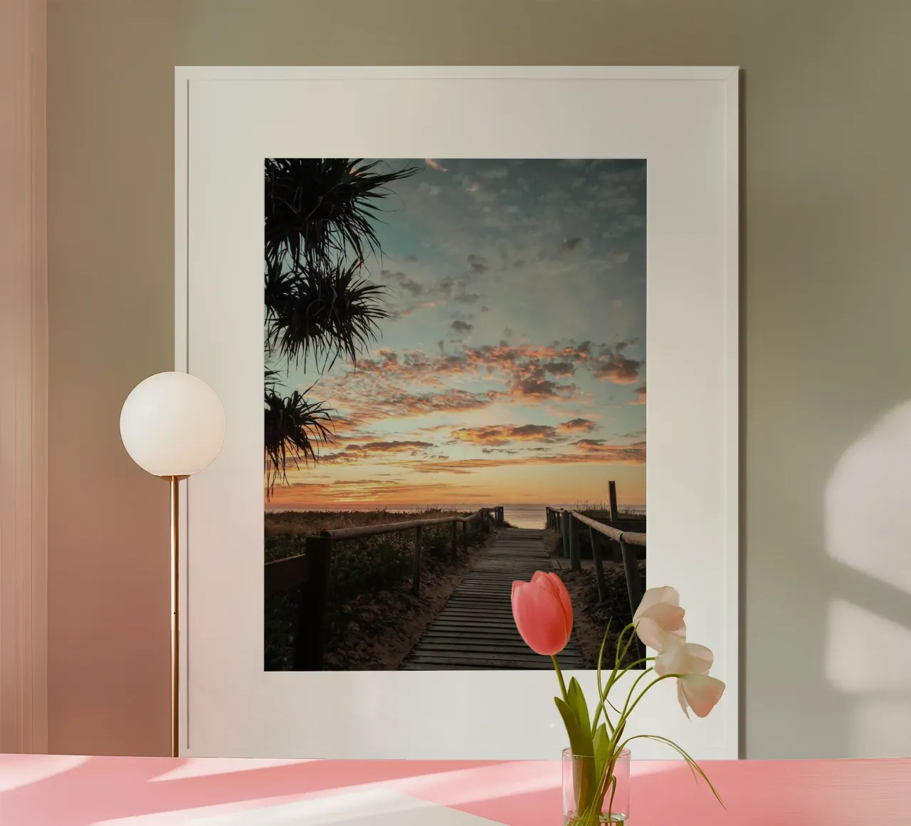 sentiero di legno per la spiaggia del tramonto poster con telaio in legno da life of sands