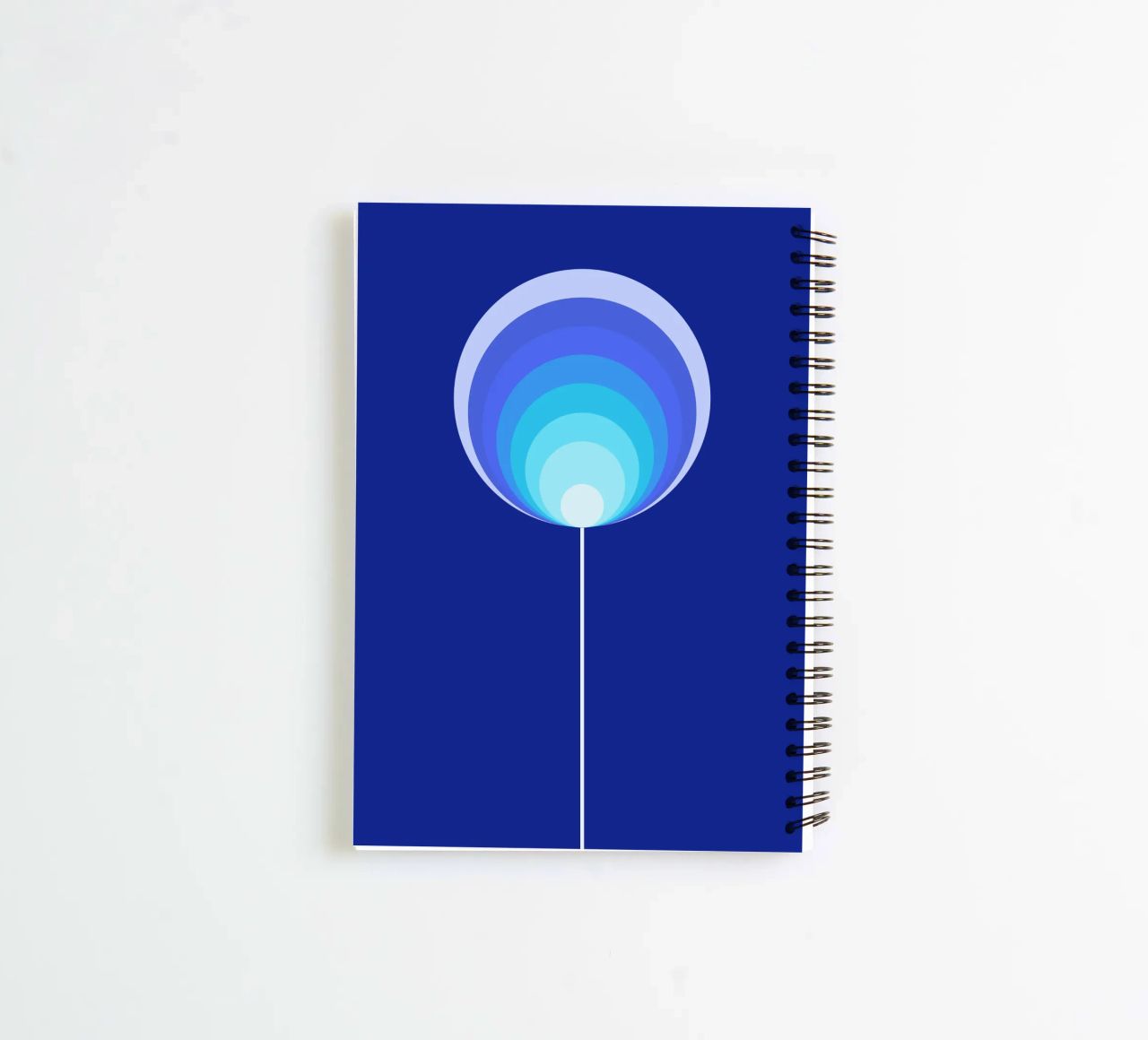 Dunkelblaue Lollipop-Blume, Geometrisches Blumendesign spiral notebook by Lilou Lilou