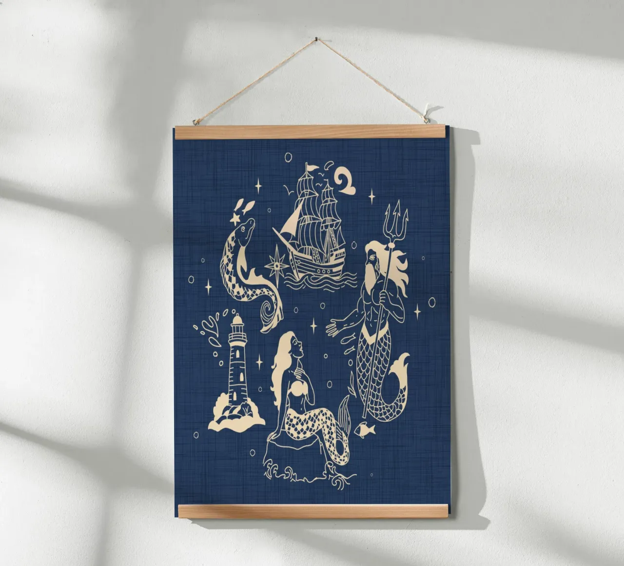 Mitologia nautica inchiostrata - Blu oceano retrò poster con telaio in legno da susanacosta