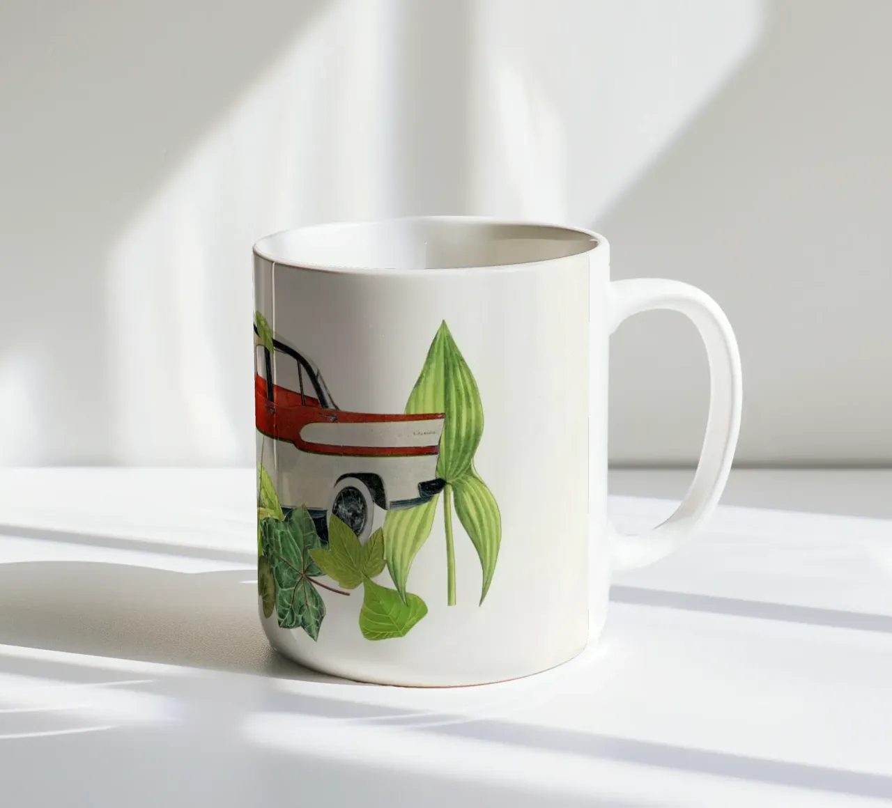 Fuori strada tazza in ceramica da Cassia Beck Collage
