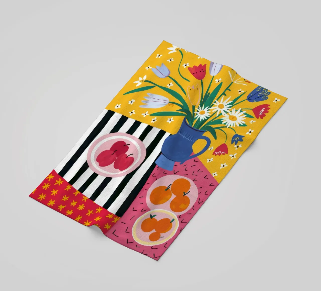 Mandarijn Gestreepte Overvloed strandhanddoek van FadeAura
