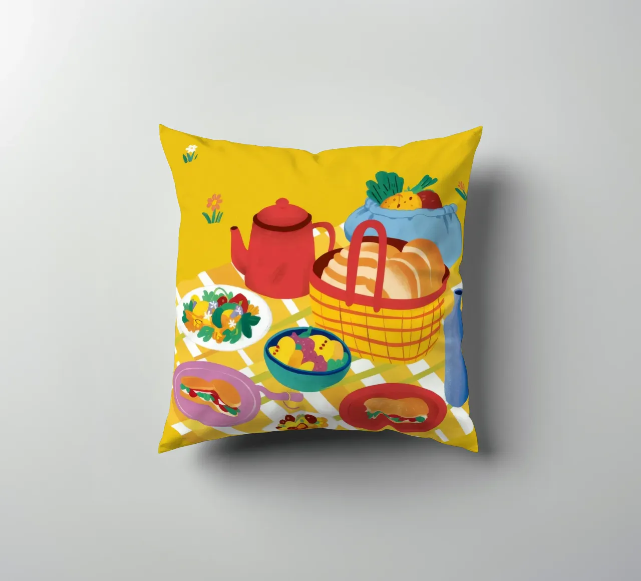 Red Teapot Picnic cuscino da Muse Artworks